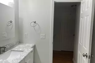 79 Westbrook Dr, Waterbury, CT 06705 - Photo 7