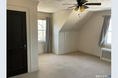 405 Mohegan Avenue Parkway, Waterford, CT 06375 - Photo 9