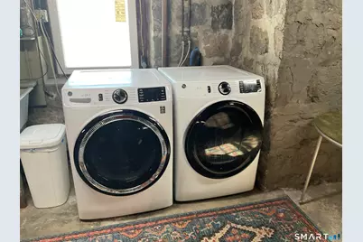 405 Mohegan Avenue Parkway, Waterford, CT 06375 - Photo 15