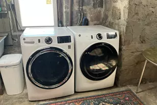 405 Mohegan Ave Pkwy, Waterford, CT 06375 - Photo 15