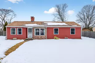 25 Pond Rd, Old Saybrook, CT 06475 - Photo 1