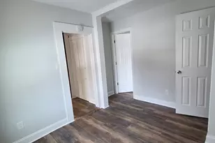 1894 Elm St, Stratford, CT 06615 - Photo 7