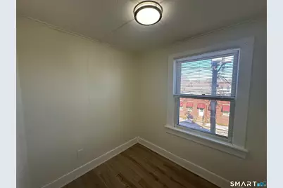 30 Jefferson Avenue, New London, CT 06320 - Photo 7