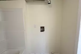 30 Jefferson Ave, New London, CT 06320 - Photo 13