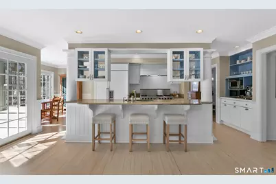 126 Lalley Boulevard, Fairfield, CT 06824 - Photo 9