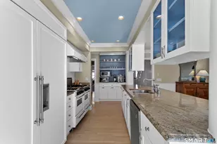 126 Lalley Blvd, Fairfield, CT 06824 - Photo 11