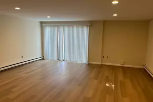 6 Bouton St E, Stamford, CT 06907 - Photo 7