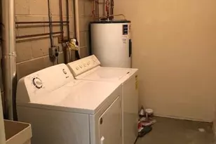 6 Bouton St E, Stamford, CT 06907 - Photo 9