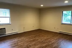 6 Bouton St E, Stamford, CT 06907 - Photo 5