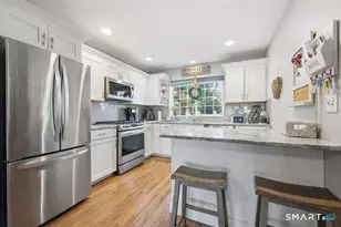 560 Silver Sands Rd, East Haven, CT 06512 - Photo 13