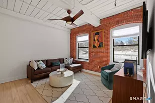 222 Williams St E, Glastonbury, CT 06033 - Photo 3