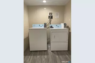 227 Arctic Street, Bridgeport, CT 06608 - Photo 17