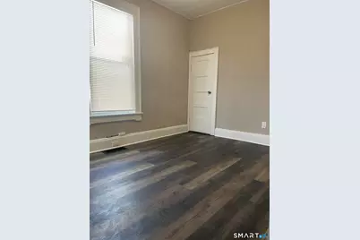 227 Arctic Street, Bridgeport, CT 06608 - Photo 7