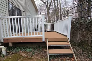 28 Larkspur Dr, Cromwell, CT 06416 - Photo 7