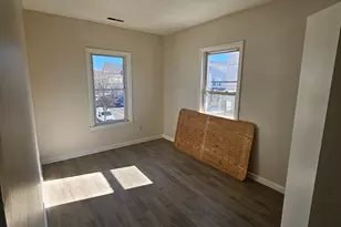 236 Brooks St, Bridgeport, CT 06608 - Photo 11