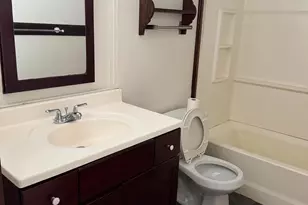 17 1st Ave, Waterbury, CT 06710 - Photo 9