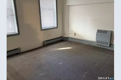 17 1st Avenue, Waterbury, CT 06710 - Photo 11