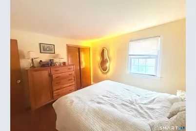 27 Manila Avenue, Woodbridge, CT 06525 - Photo 9