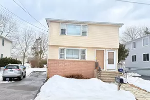 27 Manila Ave, Woodbridge, CT 06525 - Photo 13