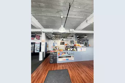 Madeira Cafe Fairfield Avenue #295, Bridgeport, CT 06604 - Photo 29