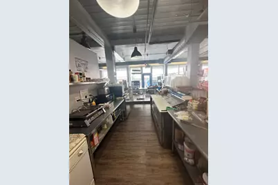 Madeira Cafe Fairfield Avenue #295, Bridgeport, CT 06604 - Photo 17