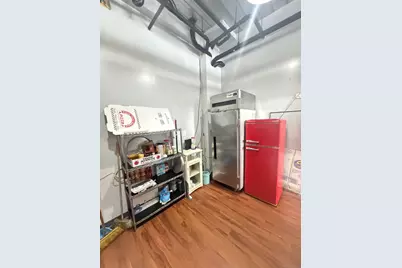 Madeira Cafe Fairfield Avenue #295, Bridgeport, CT 06604 - Photo 9