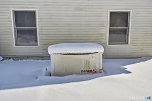 269 Burke St, East Hartford, CT 06118 - Photo 21