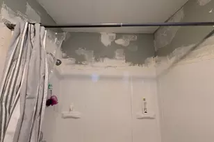 56 Catherine St, Hartford, CT 06106 - Photo 23