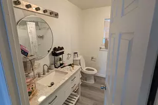 56 Catherine St, Hartford, CT 06106 - Photo 15