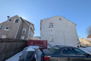 56 Catherine St, Hartford, CT 06106 - Photo 5