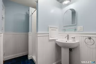 360 Farmington Ave, Hartford, CT 06105 - Photo 9