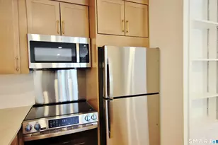 81 Courtland Ave, Stamford, CT 06902 - Photo 5