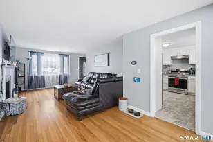 273 Forest Dr, Wethersfield, CT 06109 - Photo 7