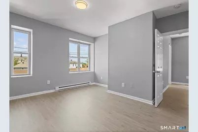 31 Whittier Street, Bridgeport, CT 06605 - Photo 5