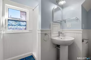 360 Farmington Ave, Hartford, CT 06105 - Photo 3