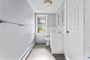 746 Maple St, Bridgeport, CT 06608 - Photo 9