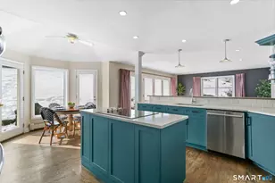 8 Iris Ln, Westport, CT 06880 - Photo 13