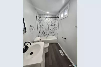 1857 Central Avenue, Bridgeport, CT 06610 - Photo 7