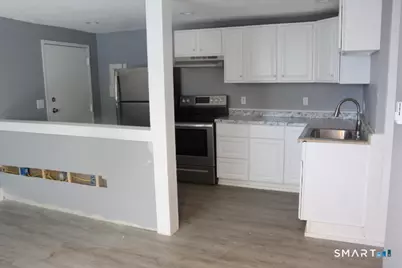 33 Lake Street #c, Norwich, CT 06360 - Photo 5
