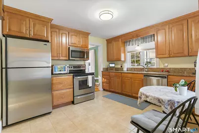 49 South Street, Fairfield, CT 06824 - Photo 9