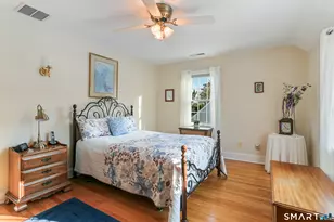 49 South St, Fairfield, CT 06824 - Photo 17