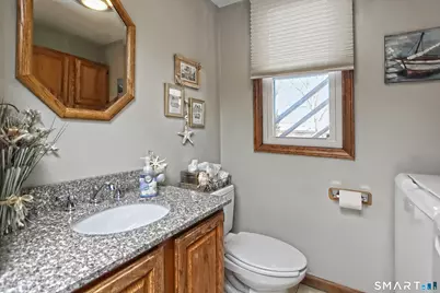 15 Wallace Street, West Haven, CT 06516 - Photo 11