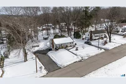 24 Porach Road, Montville, CT 06382 - Photo 5