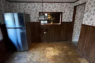 115 Saltonstall Pkwy, East Haven, CT 06512 - Photo 13