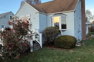 115 Saltonstall Pkwy, East Haven, CT 06512 - Photo 3