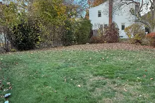 115 Saltonstall Pkwy, East Haven, CT 06512 - Photo 19