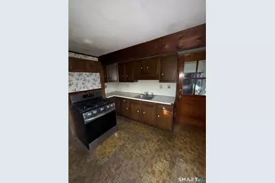 115 Saltonstall Parkway, East Haven, CT 06512 - Photo 15