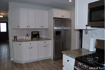 77 Thorniley Street, New Britain, CT 06051 - Photo 7