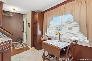 52 Metacomet Dr, Meriden, CT 06450 - Photo 13