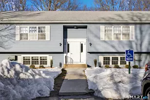 81 Founders Village, Clinton, CT 06413 - Photo 3